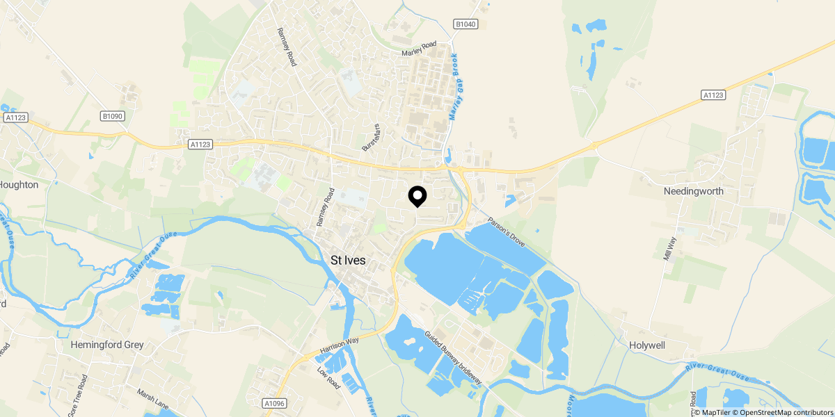 Approximate location of Warren Road, St. Ives, PE27 5NW